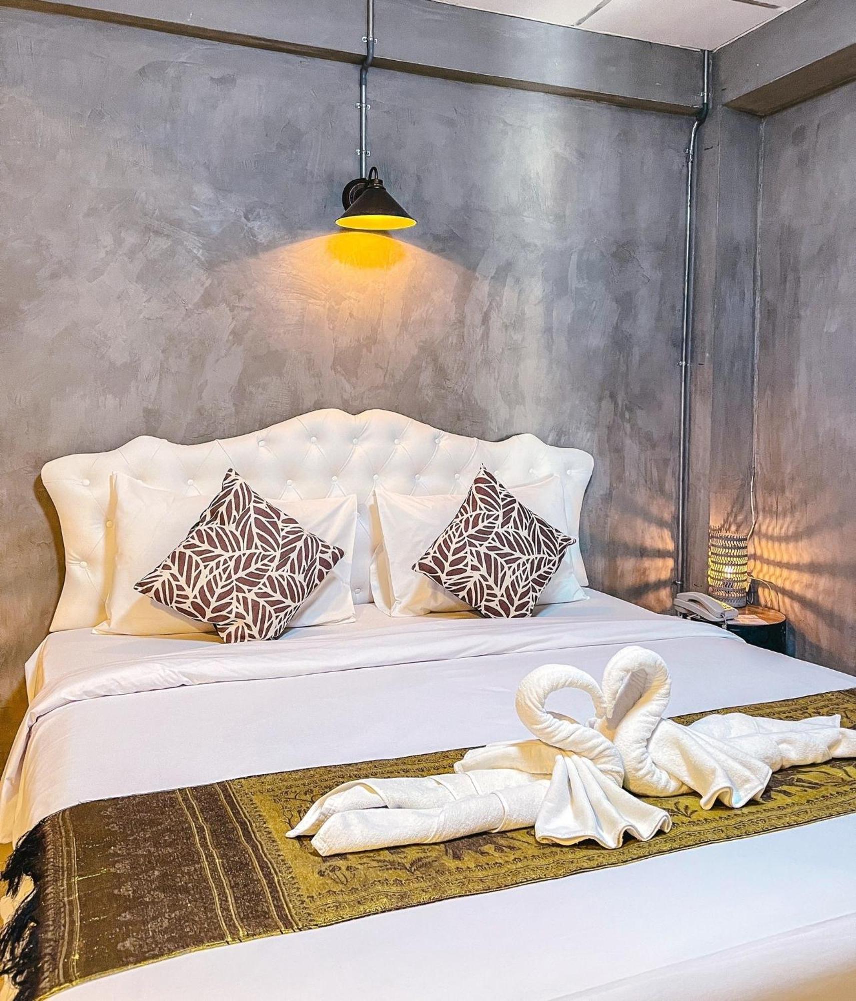 Baik Suite Bangkok Esterno foto